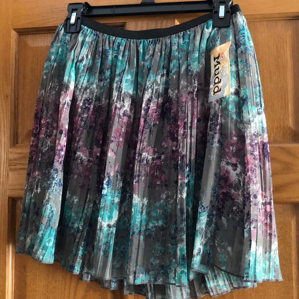 Brand new Mudd skirt